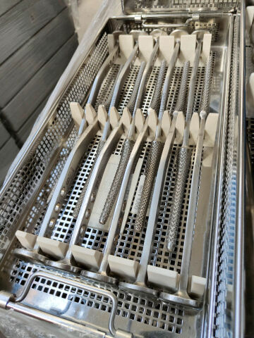 ASTON MEDICAL 11,098 pieces of surgical implants